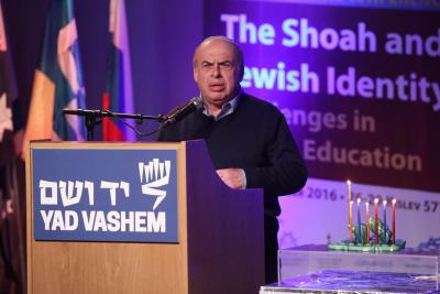 Natan Sharansky implored Jews around the world to keep Israel and their faith close to their hearts